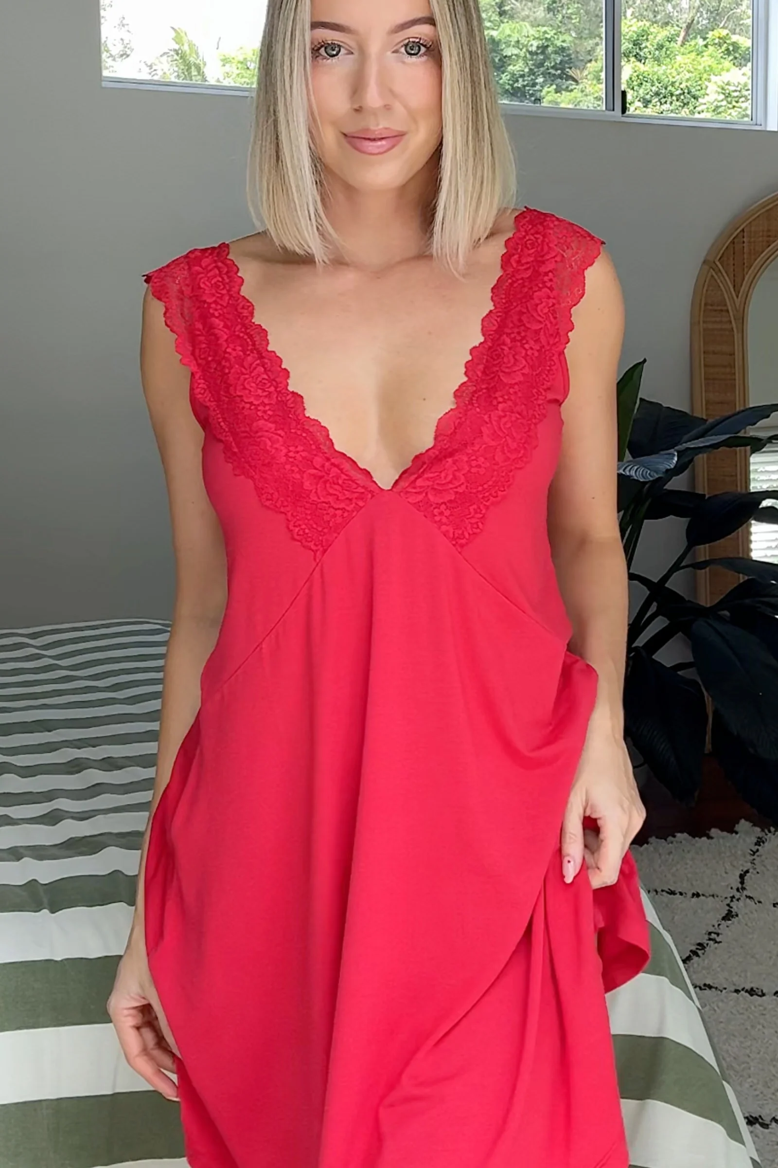 Delicate Lace Trim V-Neck Nightie RED - Image 7