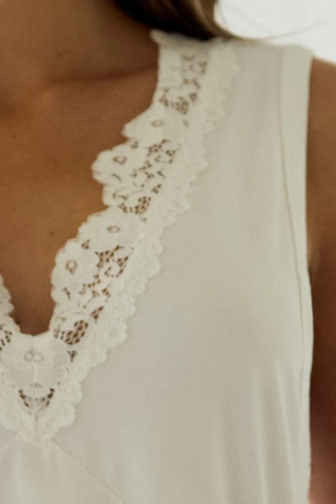 Lace Trim Cami + Shorts Sleep Pyjama Set IVORY - Image 4
